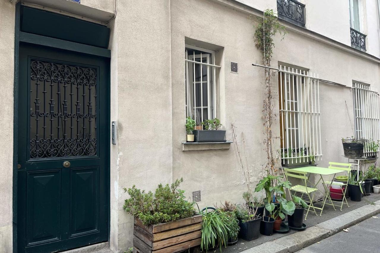 Charming Apartment In The Heart Of Paris Exterior photo